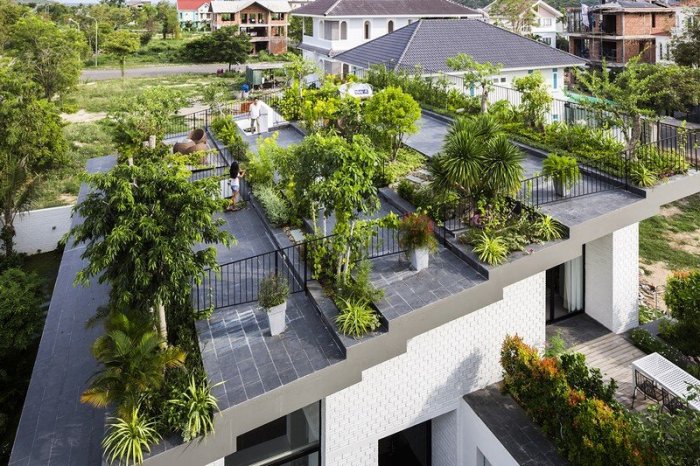 Desain rumah dengan rooftop garden